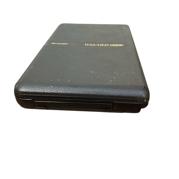 Sharp OZ-7200 Wizard Electronic Organizer 64KB W/ Protection Card Untested - Picture 6 of 9
